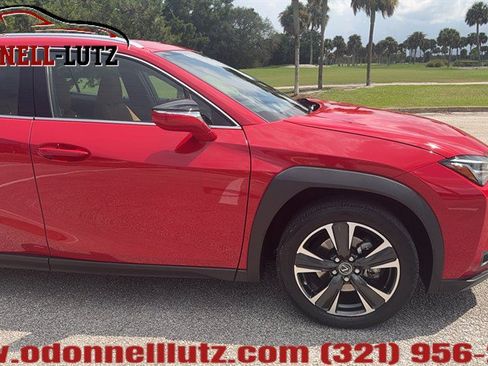 Used 2021 Lexus UX 200 w/ Premium Package FWD image 32