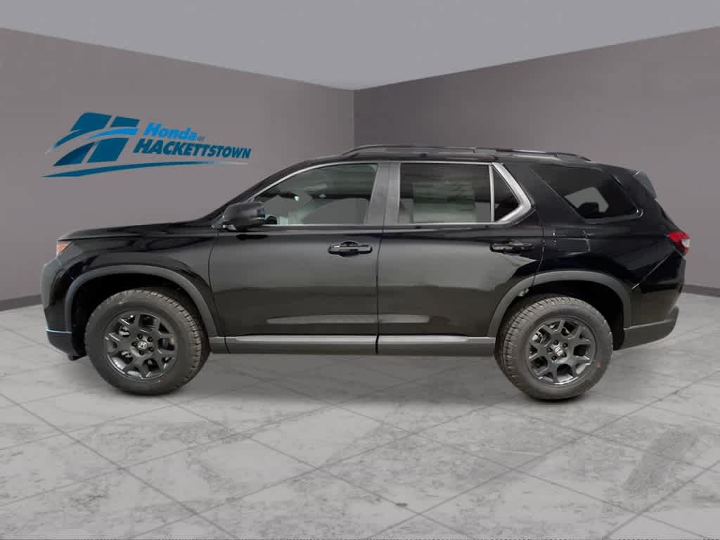 New 2026 Honda Pilot TrailSport image 2