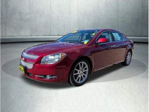 Used 2009 Chevrolet Malibu LTZ w/ HFV6 Engine Package image 1