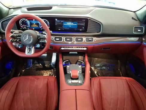 New 2026 Mercedes-Benz GLS 63 AMG 4MATIC image 4