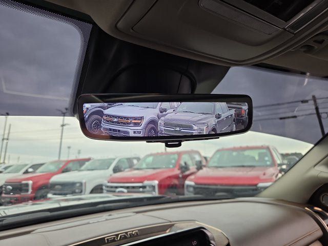 Used 2025 RAM 3500 Longhorn AWD/4WD image 22