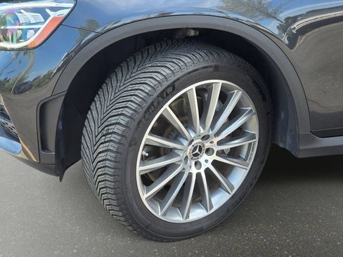Used 2020 Mercedes-Benz GLC 300 4MATIC Coupe image 37