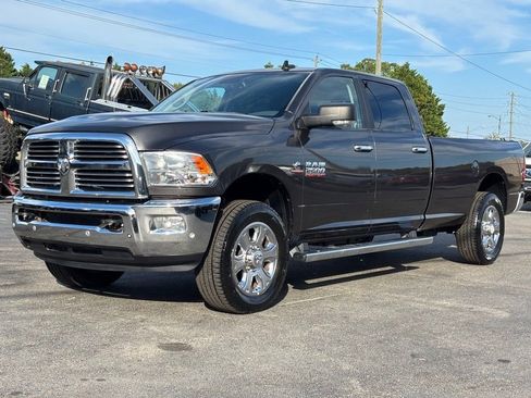 Used 2018 RAM 2500 Big Horn image 9