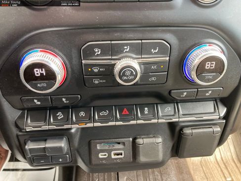 Used 2021 GMC Sierra 1500 SLE AWD/4WD image 27