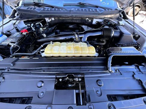 Used 2020 Ford F150 Platinum w/ Equipment Group 701A Luxury image 31