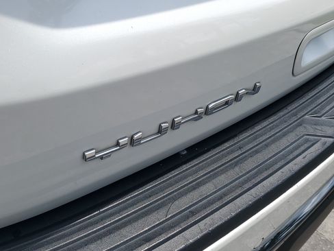 Used 2023 GMC Yukon Denali Ultimate AWD/4WD image 8