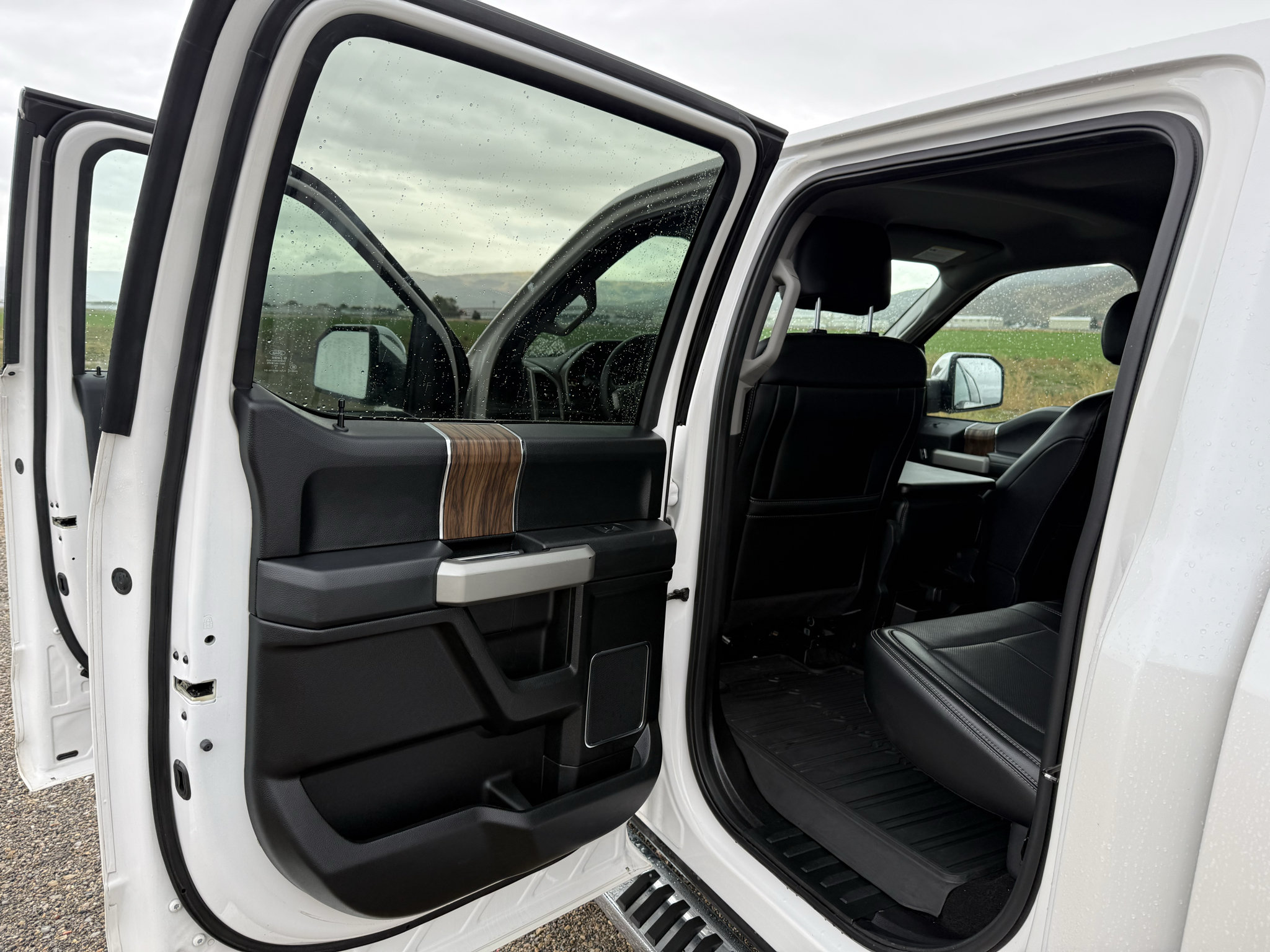 Used 2018 Ford F150 Lariat AWD/4WD image 28