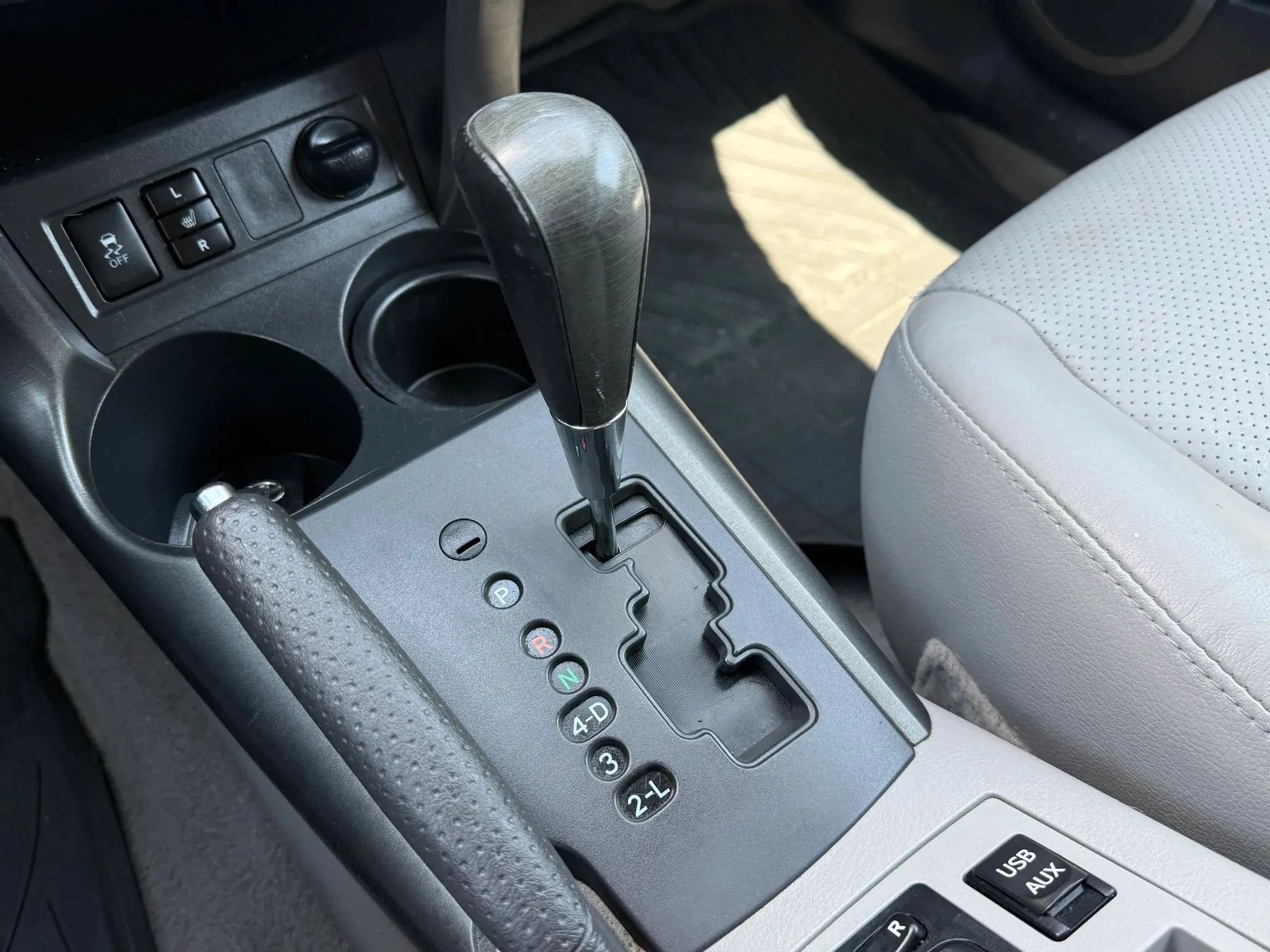 Used 2012 Toyota RAV4 Limited w/ Premium Plus Value Pkg AWD/4WD image 28