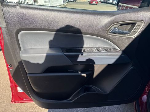 Used 2019 Chevrolet Colorado Z71 image 10