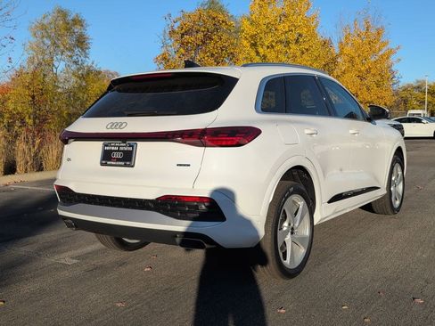 New 2025 Audi Q5 Premium Plus image 37
