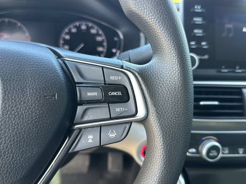 Used 2019 Honda Accord LX image 18