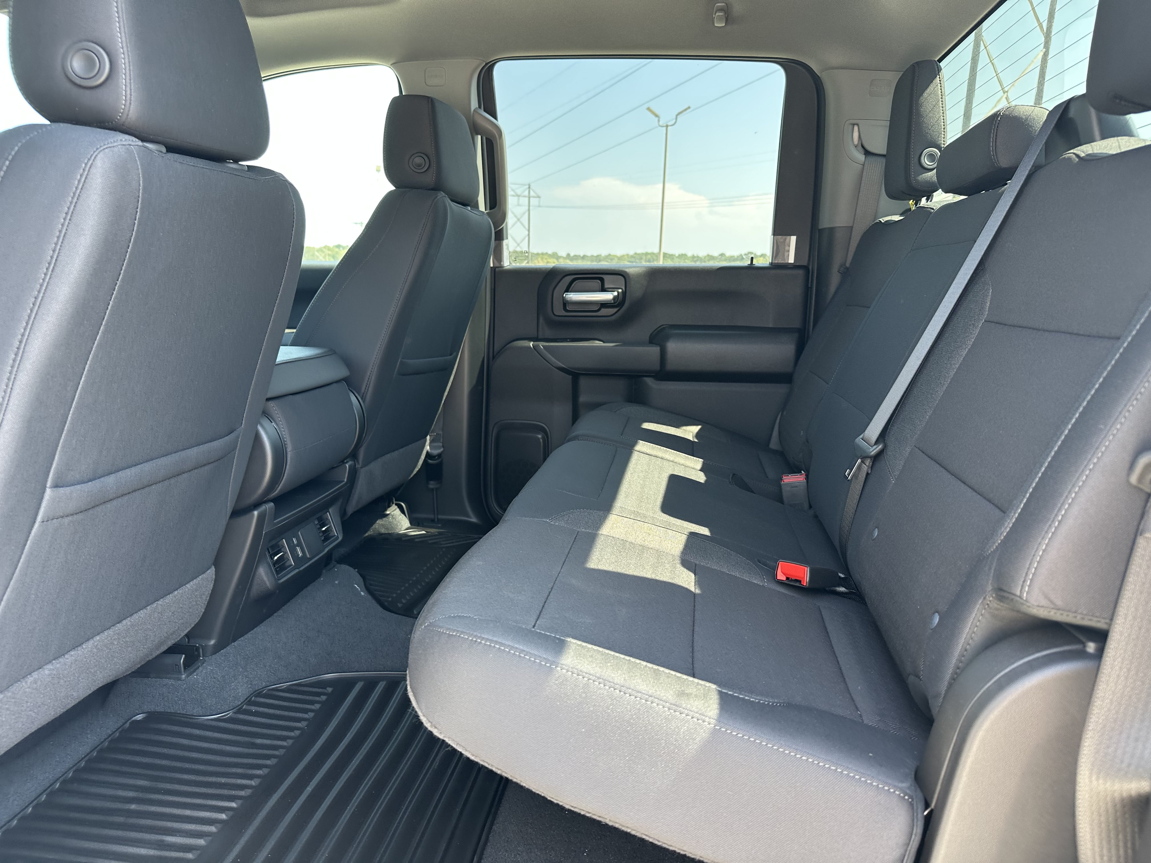 New 2026 Chevrolet Silverado 2500 Custom w/ Custom Value Package AWD/4WD image 25