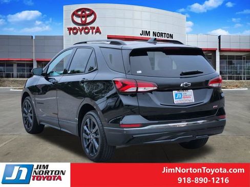 Used 2022 Chevrolet Equinox RS w/ RS Leather Package FWD image 8