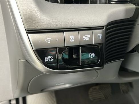 Used 2025 Hyundai Ioniq 5 SEL AWD/4WD image 19