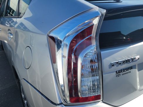 Used 2015 Toyota Prius Three FWD image 10