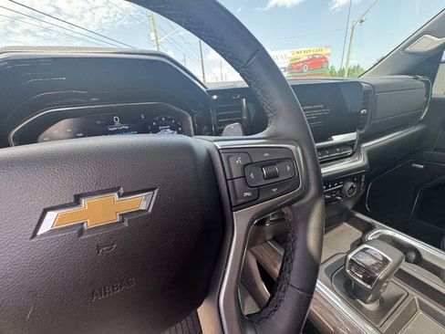Used 2024 Chevrolet Silverado 1500 LTZ AWD/4WD image 19