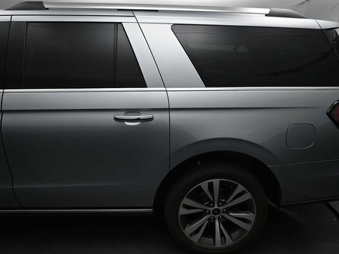 Used 2020 Ford Expedition Max Limited w/ Equipment Group 302A AWD/4WD image 17