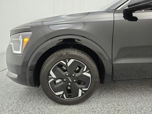 Used 2024 Kia Niro Wind FWD image 17