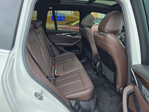 Used 2018 BMW X3 xDrive30i image 12
