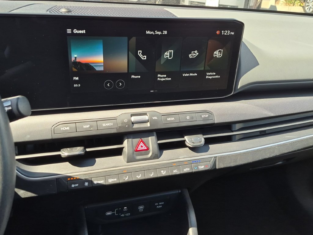 Used 2025 Kia K4 FWD image 19