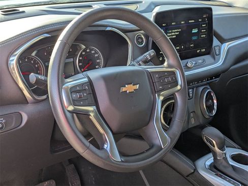 Used 2025 Chevrolet Blazer LT image 15