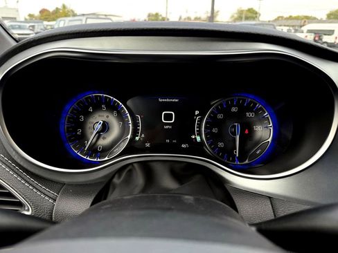 New 2026 Chrysler Pacifica Limited w/ S Appearance Package image 18