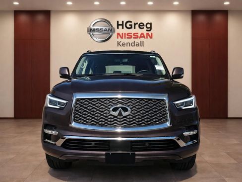 Used 2024 INFINITI QX80 Luxe RWD image 8