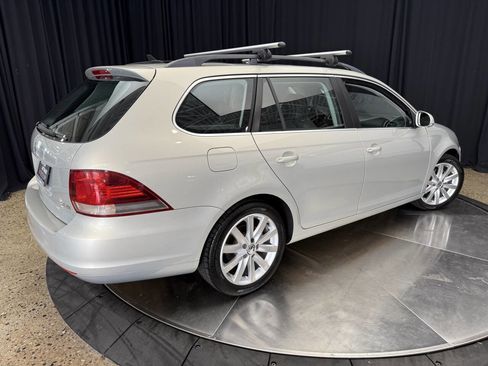 Used 2011 Volkswagen Jetta SE image 8