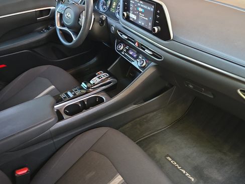 Used 2020 Hyundai Sonata Blue image 17