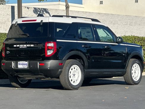 New 2025 Ford Bronco Sport Heritage w/ Convenience Package image 4