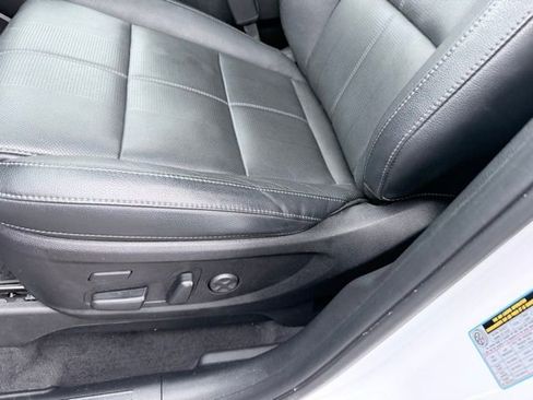 Used 2024 Kia Telluride SX w/ Towing Package image 32