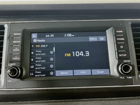 Used 2020 Kia Sedona LX FWD image 14