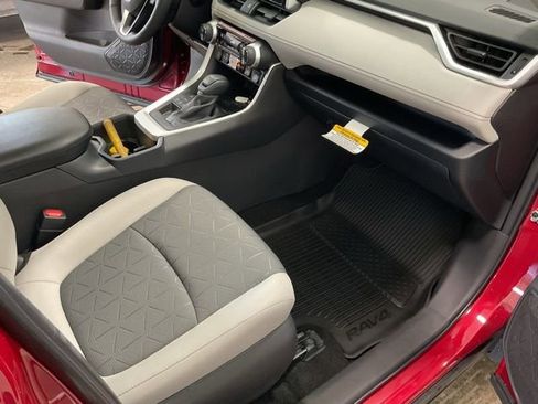 New 2025 Toyota RAV4 XLE image 20