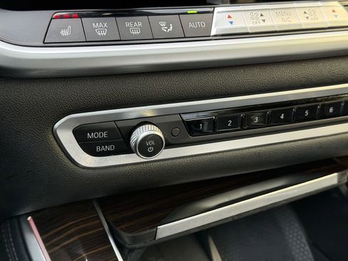 Used 2019 BMW X5 xDrive40i w/ Convenience Package image 36