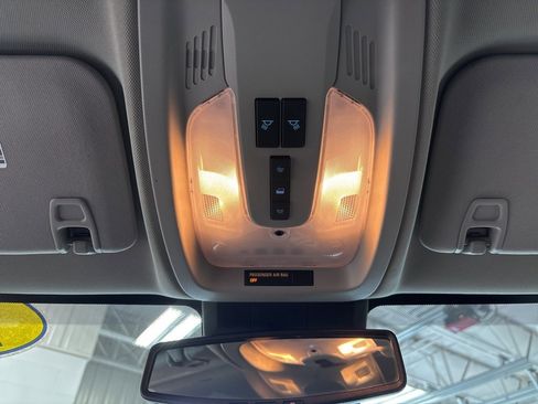 Used 2017 Chevrolet Equinox LT w/ Convenience Package image 15