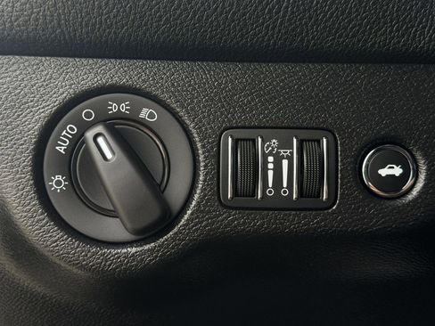 Used 2021 Dodge Challenger R/T Scat Pack RWD image 22