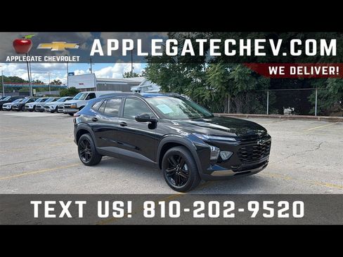 Used 2025 Chevrolet Trax ACTIV w/ Driver Confidence Package FWD image 1
