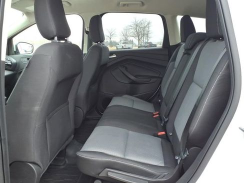 Certified 2018 Ford Escape SE w/ SE Sync 3 Package image 10