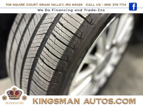 Used 2004 Ford Thunderbird RWD image 33