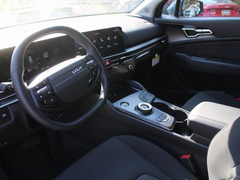 New 2026 Kia Sportage S image 21