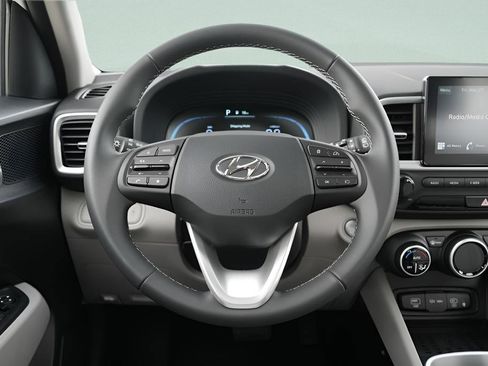 New 2026 Hyundai Venue SEL FWD image 15