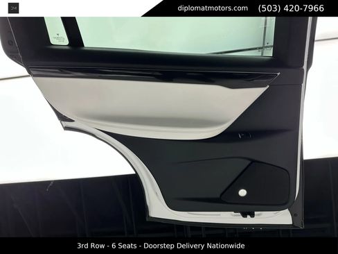 Used 2017 Tesla Model X 75D image 29