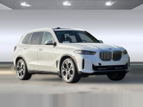 New 2026 BMW X5 xDrive50e AWD/4WD image 7