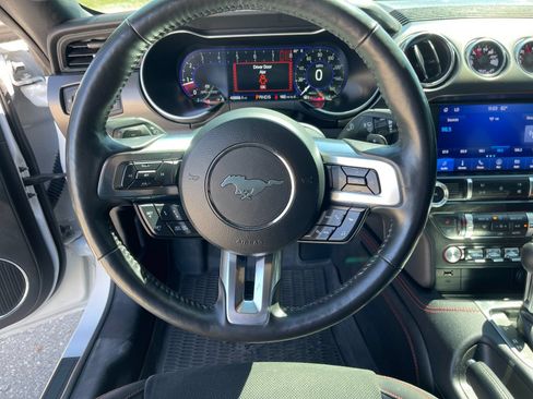 Used 2022 Ford Mustang GT Premium w/ GT Performance Package RWD image 16