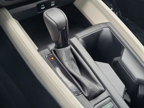 Certified 2024 Honda Accord EX image 26