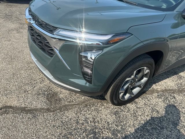 New 2026 Chevrolet Trax LT FWD image 9