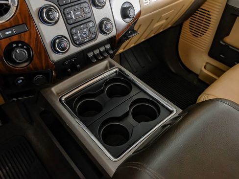 Used 2015 Ford F350 Lariat w/ Lariat Interior Package image 24