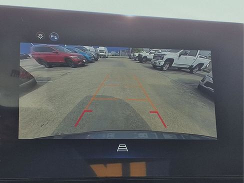 Used 2026 Chevrolet Equinox LT image 20