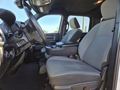 Used 2024 RAM 2500 Big Horn image 12
