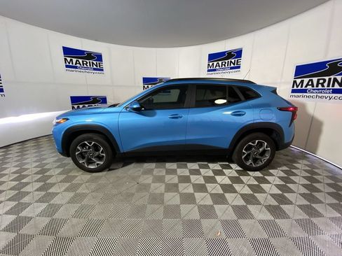 Used 2025 Chevrolet Trax LT w/ Driver Confidence Package FWD image 13